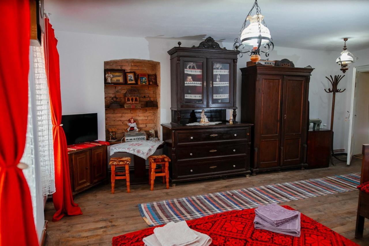 منزل الضيف Barcut  في Casa Pe Valea Hartibaciului المظهر الخارجي الصورة